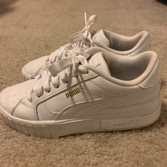 White sneakers - Picture 3 of 4